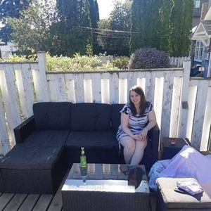 Meet your Posher, Jen